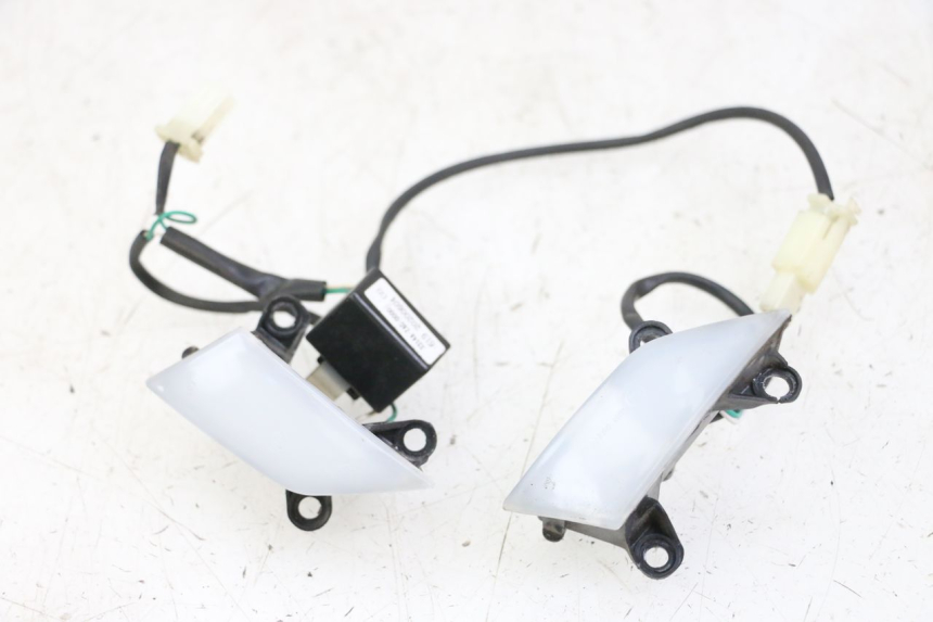 photo de KONTROLLLAMPE PEUGEOT TWEET 4T 50 (2018 - 2020)