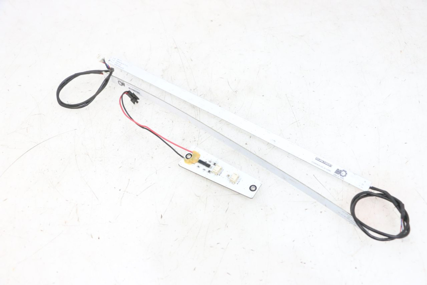 photo de KONTROLLLAMPE DUALTRON VICTOR LIMITED 1