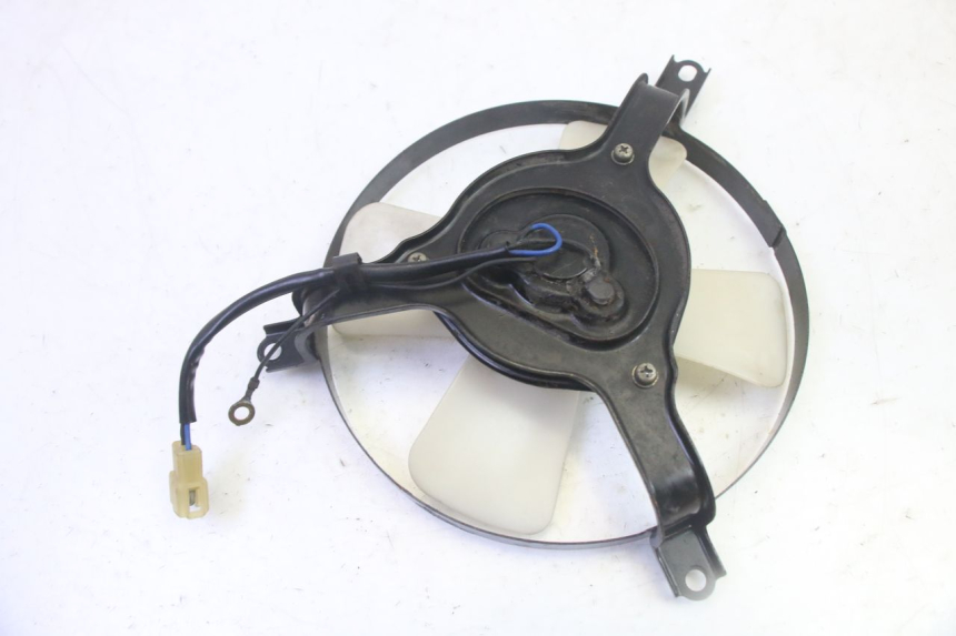 photo de VENTILATOR KAWASAKI GPZ RX 1000 (1986 - 1988) - Zoom auf Gebrauchszustand