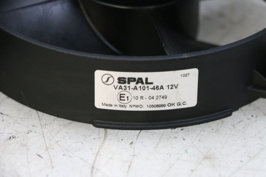 photo de VENTILATOR PIAGGIO MP3 HPE 300 (2019 - 2026) - Zoom auf Gebrauchszustand