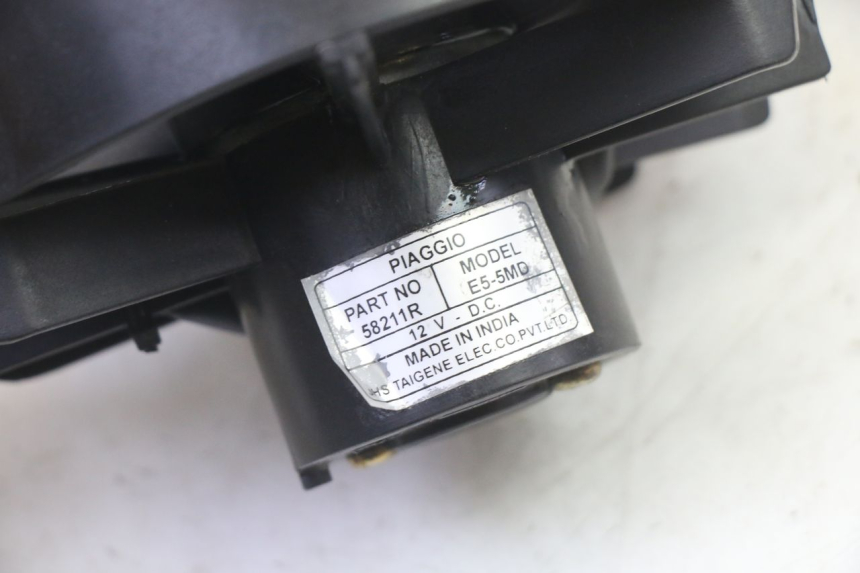 photo de LüFTER PIAGGIO MP3 RL 250 (2007 - 2010)