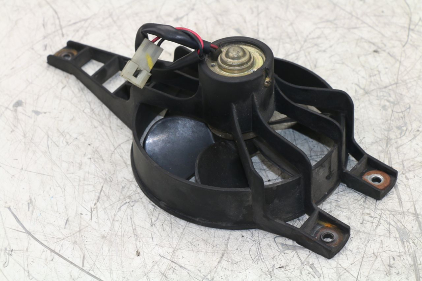 photo de LüFTER PEUGEOT SATELIS 125 (2010 - 2012)