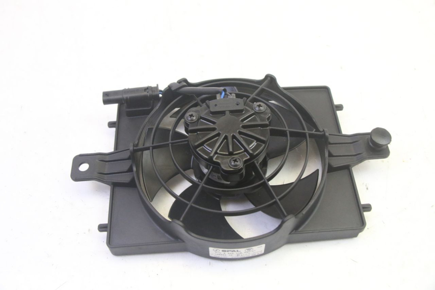photo de VENTILATOR BMW R GS 1250 (2021 - 2024) - Alternative Perspektive