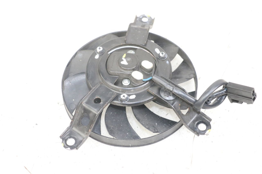 photo de LüFTER YAMAHA XMAX X-MAX ABS 125 (2017 - 2020) - Zoom auf Gebrauchszustand