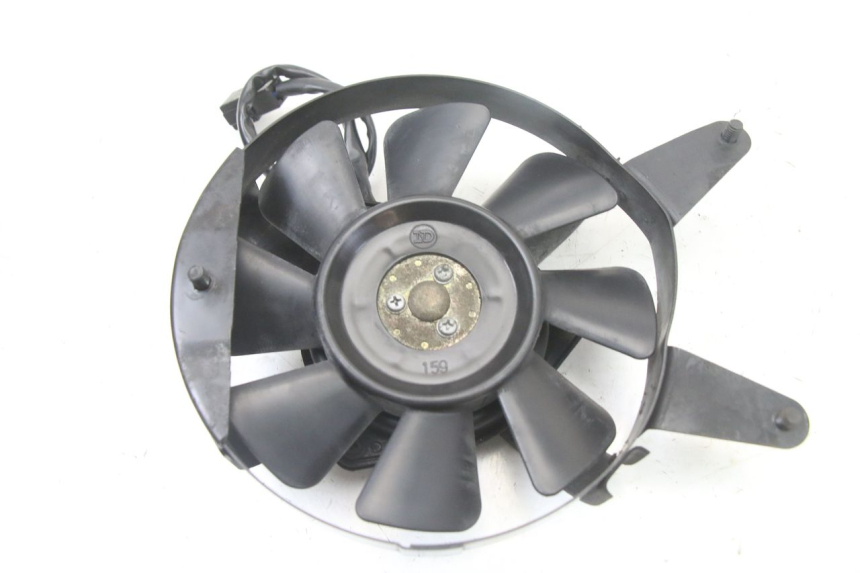photo de LüFTER YAMAHA FZS FAZER 600 (2001 - 2003)