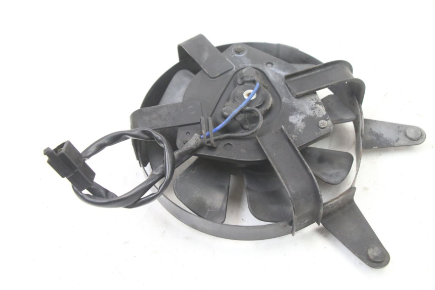 photo de LüFTER YAMAHA FZS FAZER 600 (2001 - 2003)