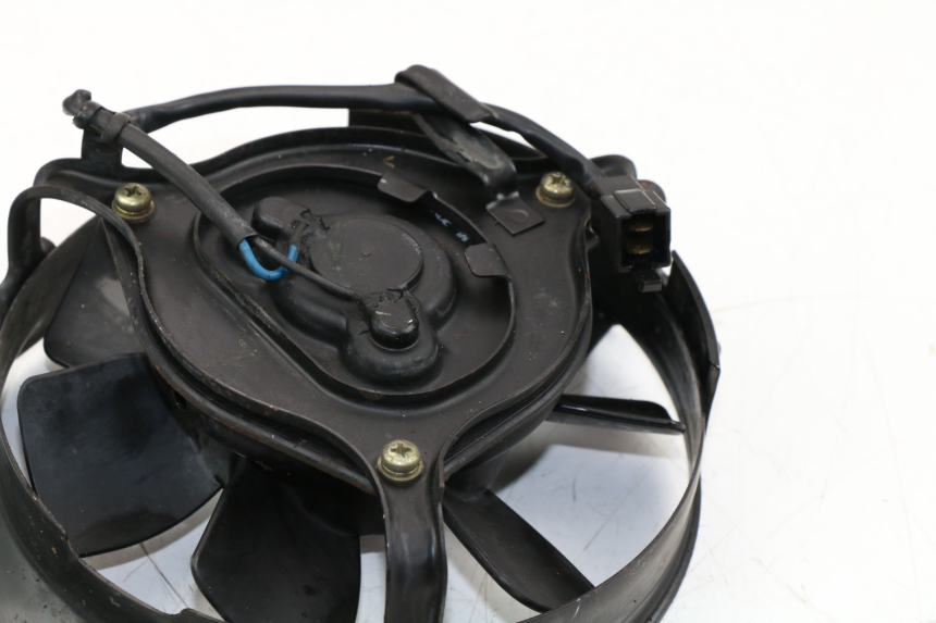 photo de VENTILATOR YAMAHA FZX FAZER 750 (1987 - 1998)