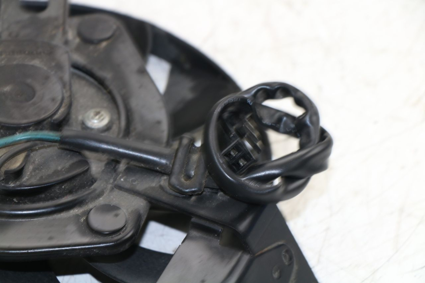 photo de LüFTER YAMAHA MT-07 MT07 ABS 700 (2014 - 2017)