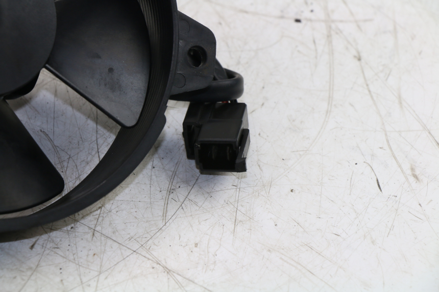 photo de LüFTER YAMAHA YP MAJESTY 125 (2002 - 2006)