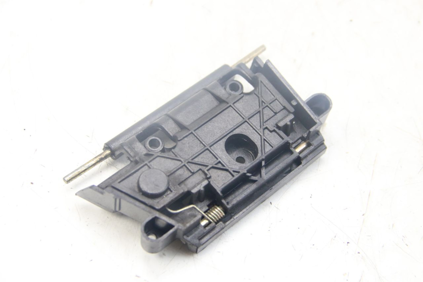 photo de STAUFACH SCHLOSS PEUGEOT VIVACITY NEW 4T 50 (2008 - 2017)