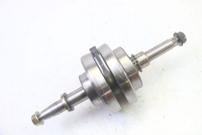 photo de KURBELWELLE SYM FIDDLE 3 III 125 (2014 - 2020) - Details der Befestigungspunkte