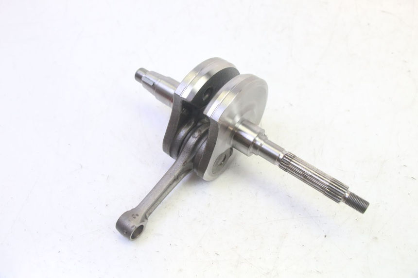 photo de KURBELWELLE PIAGGIO MP3 RL 250 (2007 - 2010) - Alternative Perspektive