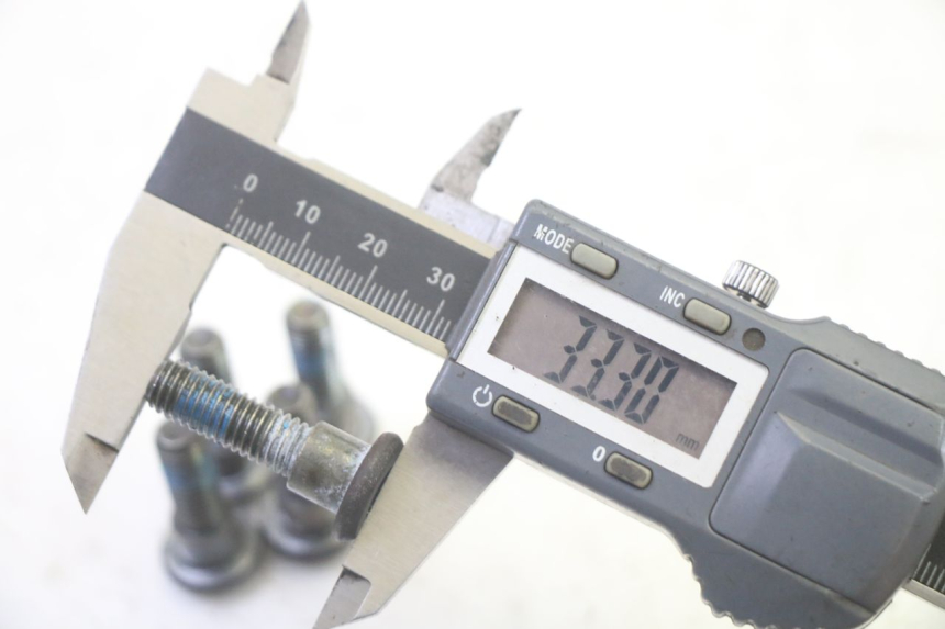 photo de BREMSSCHEIBENSCHRAUBE ADIVA AD3 300 (2014 - 2020)