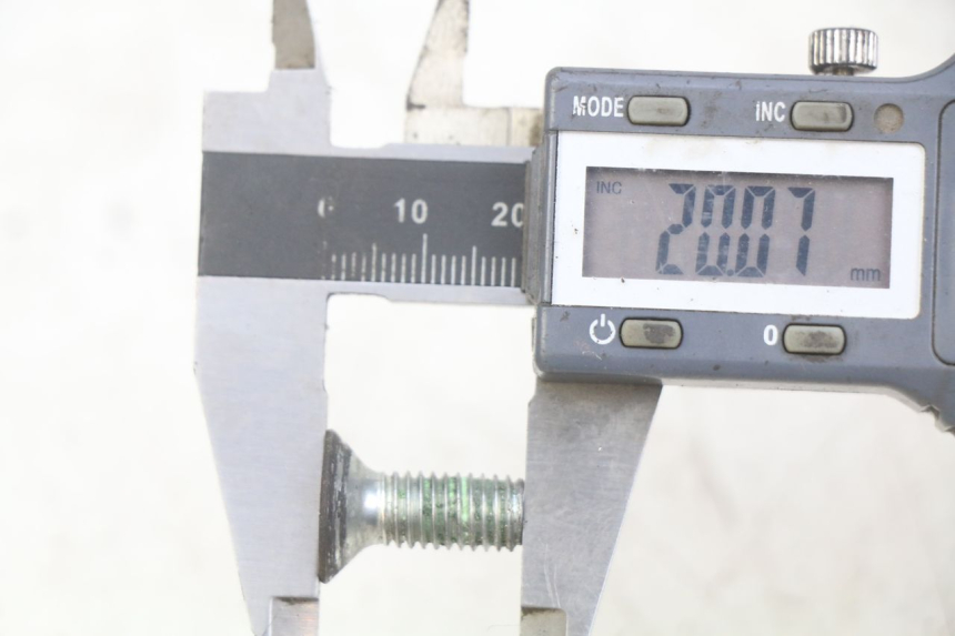 photo de BREMSSCHEIBENSCHRAUBE PEUGEOT CITYSTAR 125 (2011 - 2017)