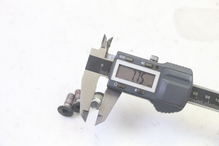 photo de BREMSSCHEIBENSCHRAUBE PEUGEOT CITYSTAR 50 (2013 - 2017)