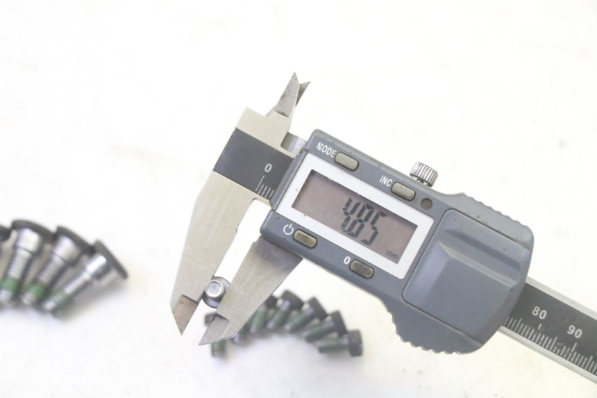 photo de BREMSSCHEIBENSCHRAUBE HONDA FES S-WING SWING ABS 125 (2007 - 2015)