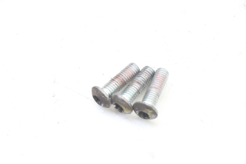 photo de BREMSSCHEIBENSCHRAUBE PEUGEOT KISBEE 2T 50 (2018 - 2022)