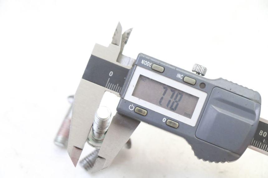 photo de BREMSSCHEIBENSCHRAUBE PEUGEOT KISBEE 2T 50 (2018 - 2022)