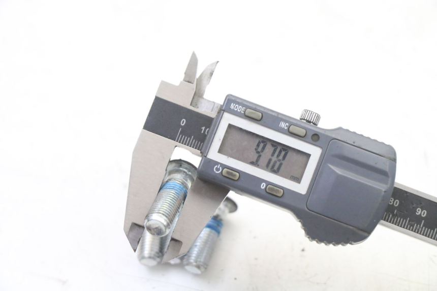 photo de BREMSSCHEIBENSCHRAUBE MBK BOOSTER SPIRIT NAKED 50 (2004 - 2017)
