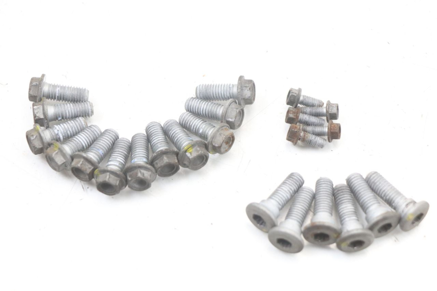 photo de BREMSSCHEIBENSCHRAUBE MOTO GUZZI NORGE 8V GT 1200 (2011 - 2016)