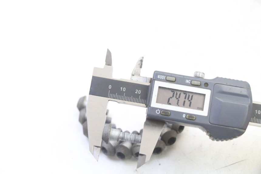 photo de BREMSSCHEIBENSCHRAUBE YAMAHA TDM ABS 900 (2002 - 2014)