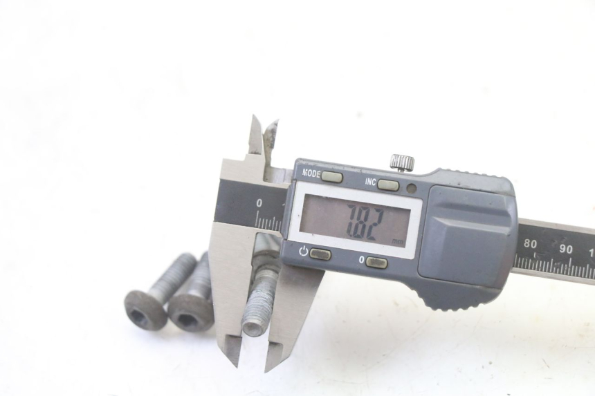 photo de BREMSSCHEIBENSCHRAUBE YAMAHA TDM ABS 900 (2002 - 2014)