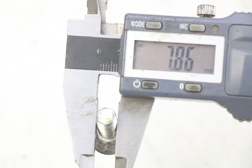 photo de BREMSSCHEIBENBEFESTIGUNGSSCHRAUBE PEUGEOT TKR TREKKER FURIOUS 50 (2005 - 2014)