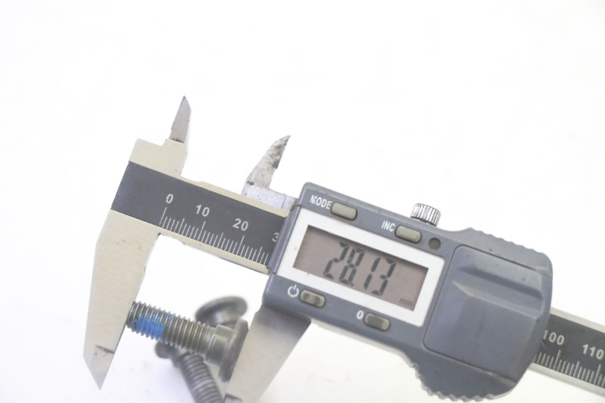 photo de BREMSSCHEIBENSCHRAUBE PEUGEOT TWEET 4T 50 (2018 - 2020)