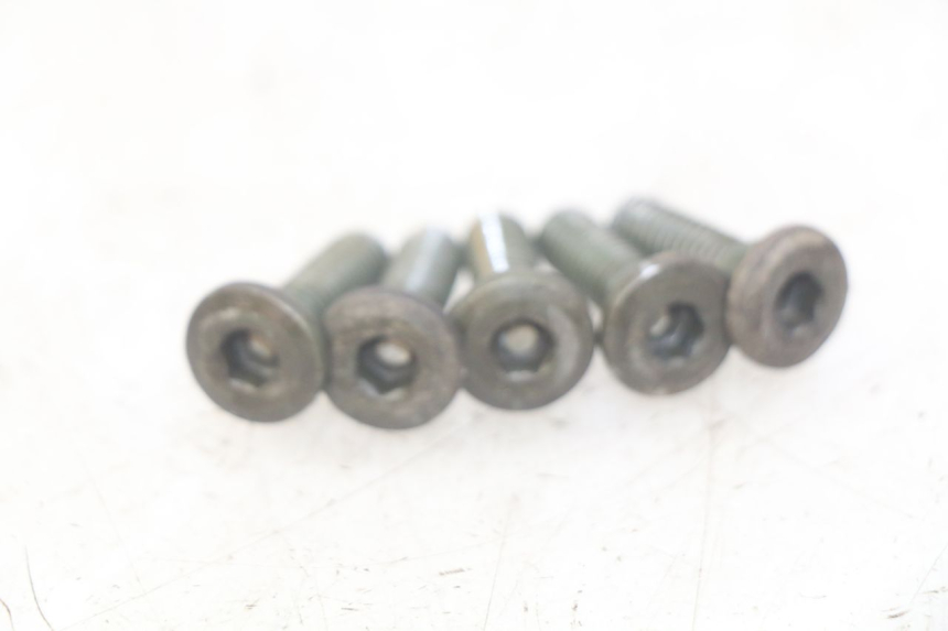 photo de BREMSSCHEIBENBEFESTIGUNGSSCHRAUBE SYM WOLF SB 125 (2011 - 2018)