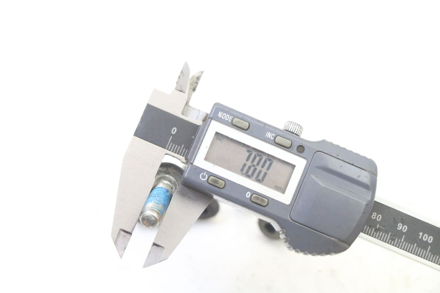 photo de BREMSSCHEIBENBEFESTIGUNGSSCHRAUBE YAMAHA XMAX X-MAX 125 (2006 - 2009)