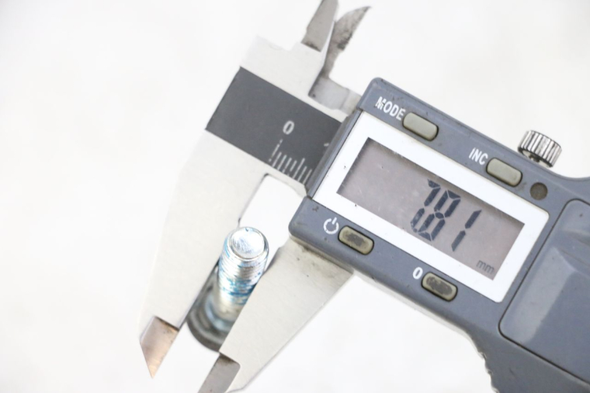 photo de BREMSSCHEIBENBEFESTIGUNGSSCHRAUBE YAMAHA XMAX X-MAX 125 (2006 - 2009) - Technische Nahaufnahme