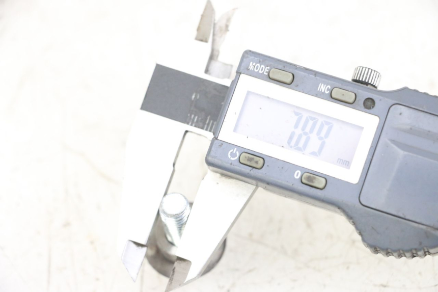 photo de BREMSSCHEIBENBEFESTIGUNGSSCHRAUBE PIAGGIO X10 125 (2012 - 2017)