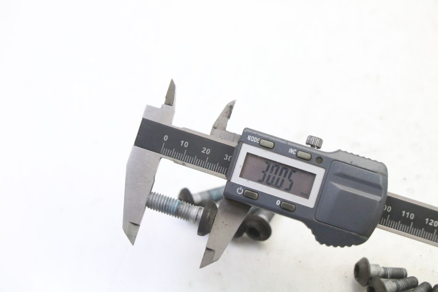photo de BREMSSCHEIBENSCHRAUBE YAMAHA XJ6 ABS 600 (2008 - 2016)
