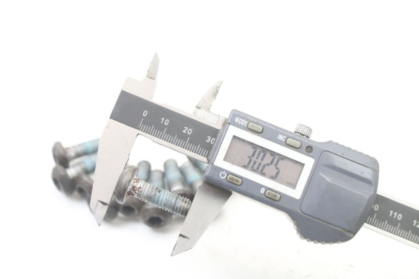 photo de BREMSSCHEIBENSCHRAUBE YAMAHA FZS FAZER 600 (2001 - 2003)