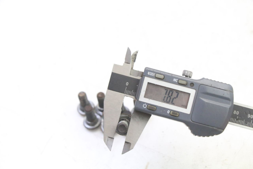 photo de BREMSSCHEIBENSCHRAUBE YAMAHA YFM BRUIN 350 (2003 - 2009)
